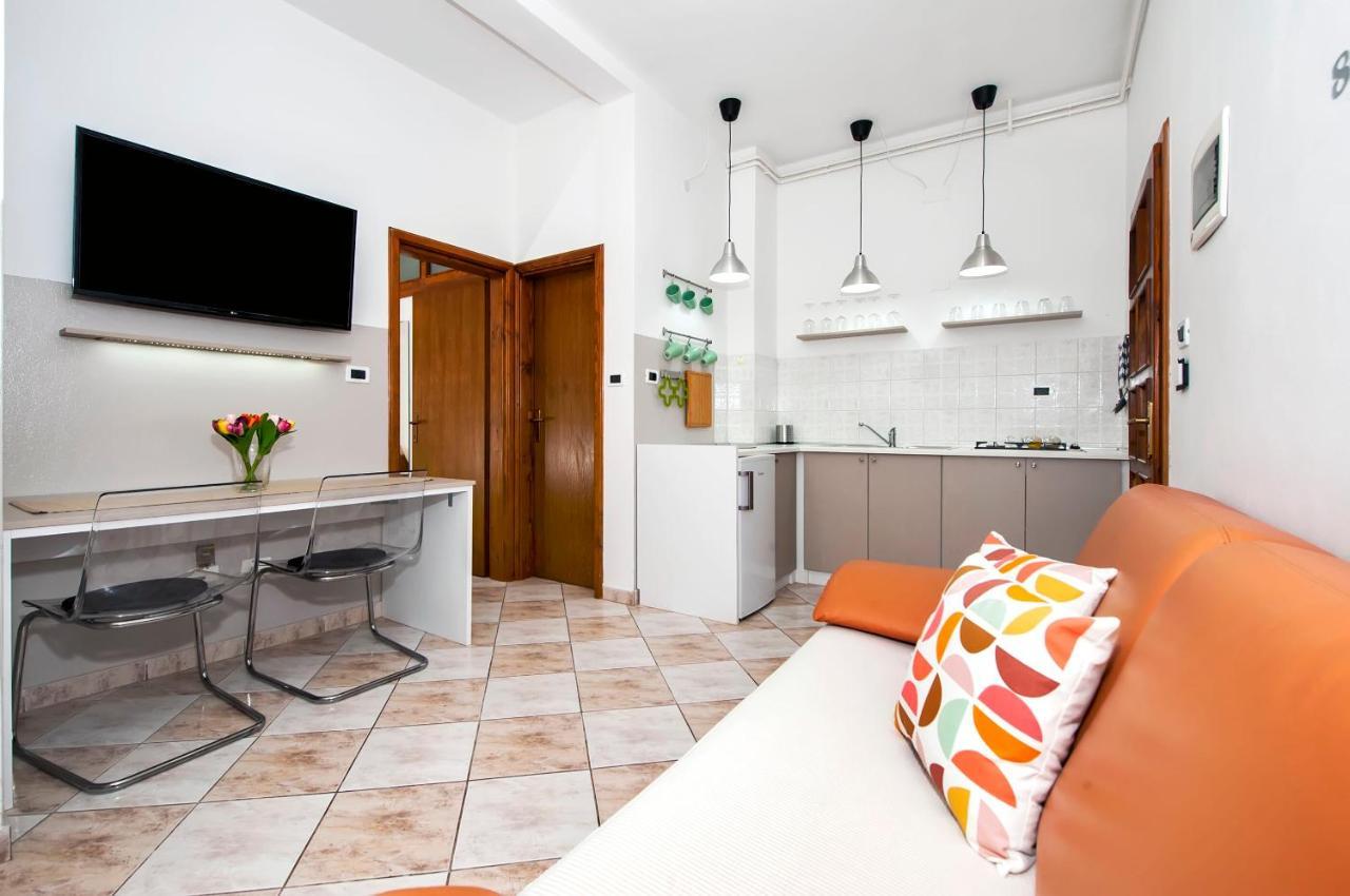 Apartments Milan Ровинь Экстерьер фото